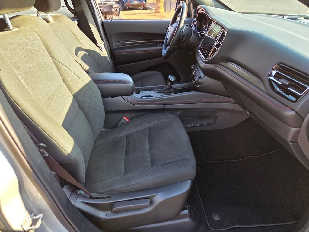 Used 2025 Dodge Durango R/T AWD/4WD image 21