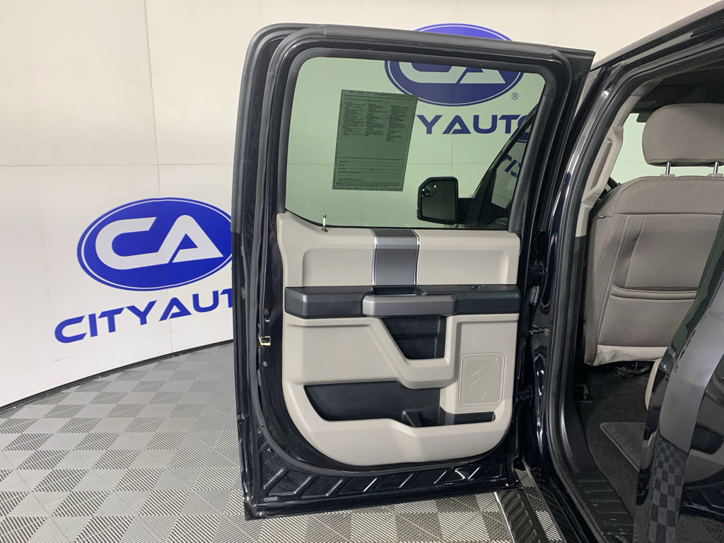 Used 2018 Ford F150 XLT w/ Equipment Group 302A Luxury AWD/4WD image 29
