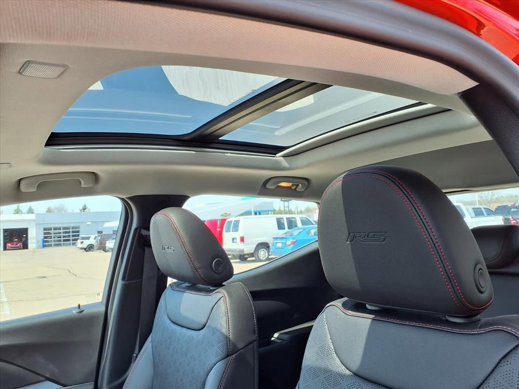 New 2027 Chevrolet Bolt RS w/ Technology Package image 15