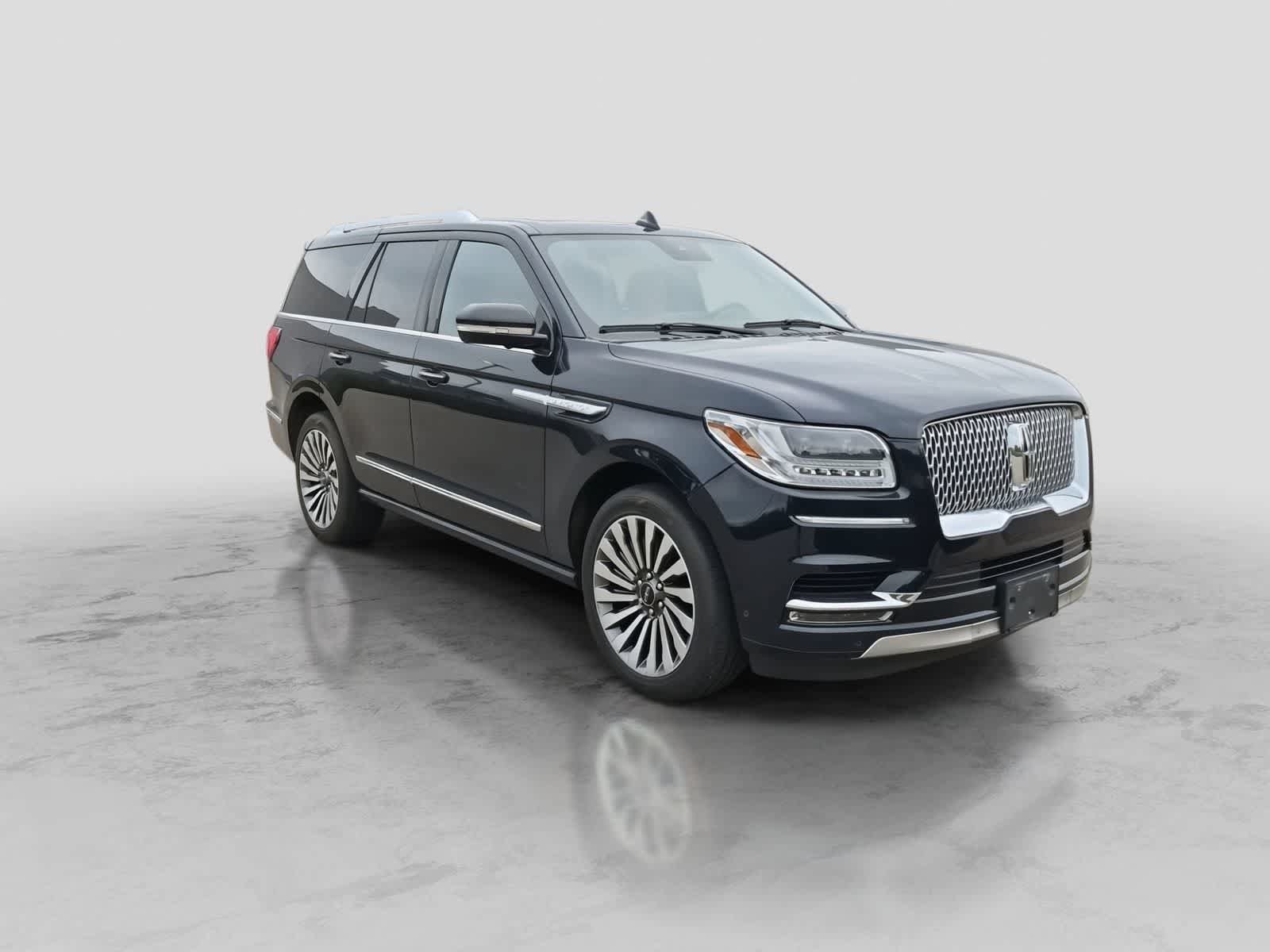 Used 2021 Lincoln Navigator Reserve w/ Luxury Package AWD/4WD video 2