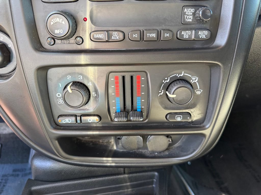 Used 2009 Chevrolet TrailBlazer LT RWD image 21