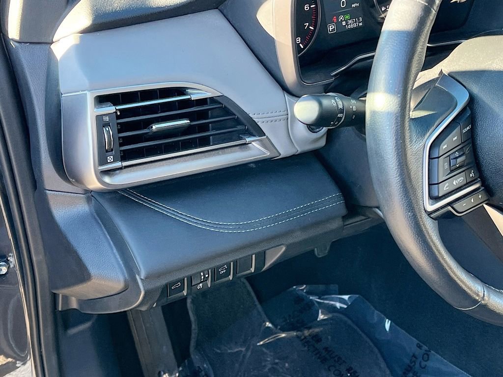Used 2023 Subaru Outback Limited image 10