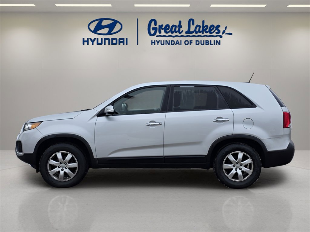 Used 2013 Kia Sorento LX image 2
