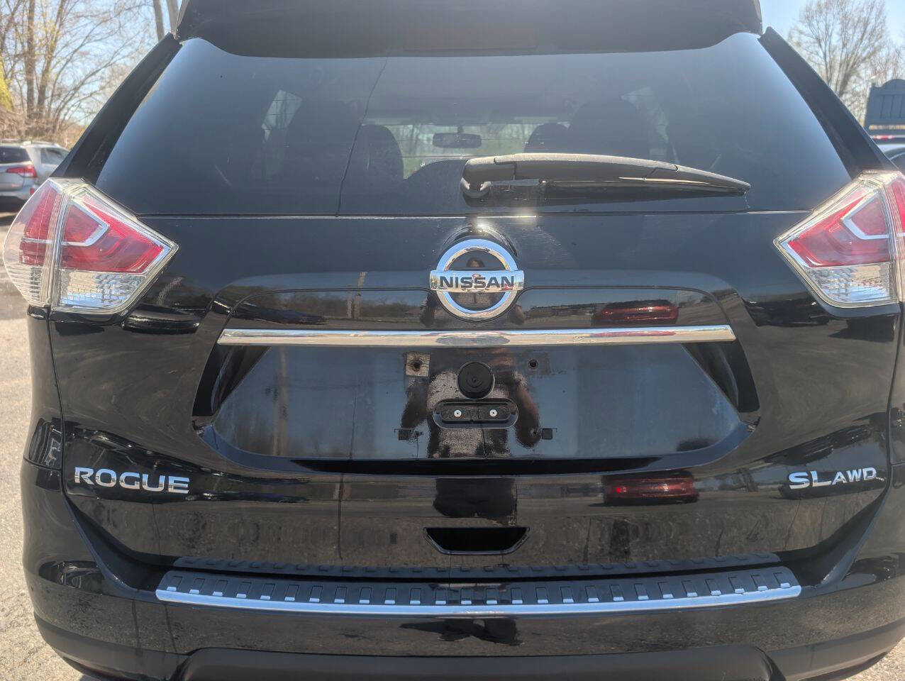 Used 2015 Nissan Rogue SL w/ SL Premium Package AWD/4WD image 5