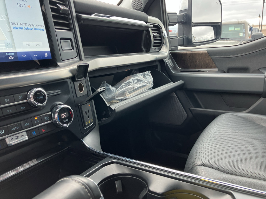 Used 2021 Ford F150 Lariat w/ Max Trailer Tow Package image 25