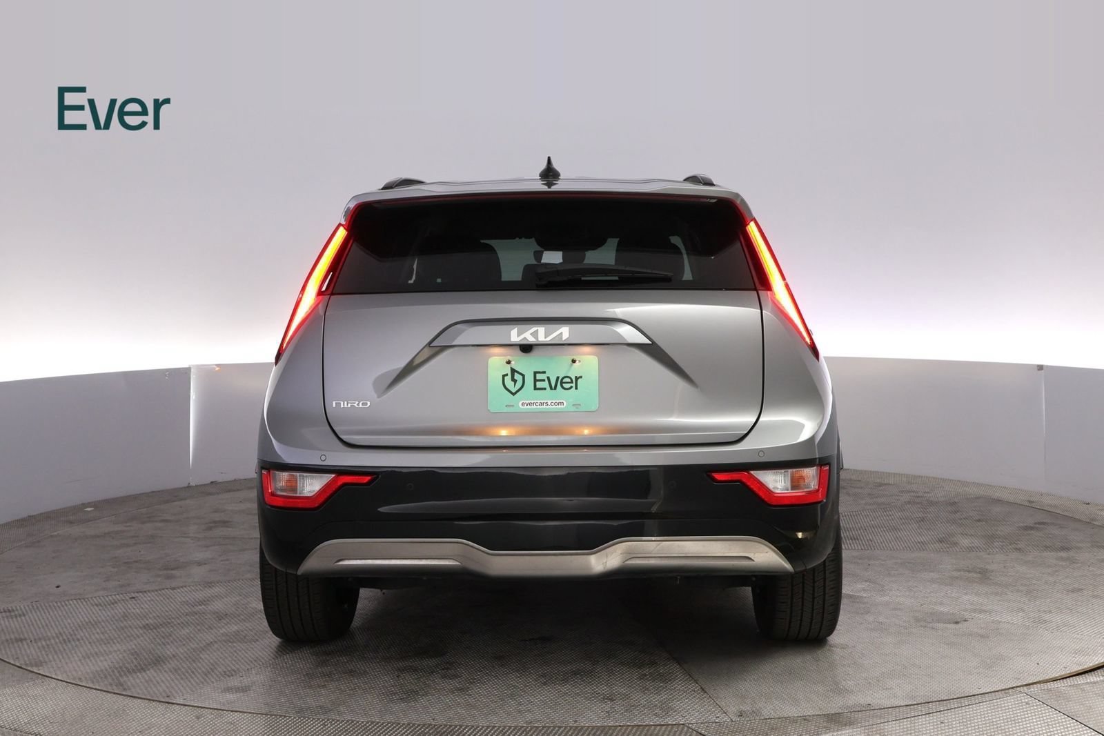 Used 2024 Kia Niro Wind w/ Wind Preserve Package FWD image 15
