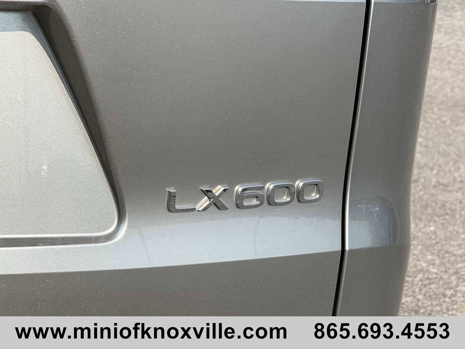 Used 2024 Lexus LX 600 4WD w/ Appearance Package image 35