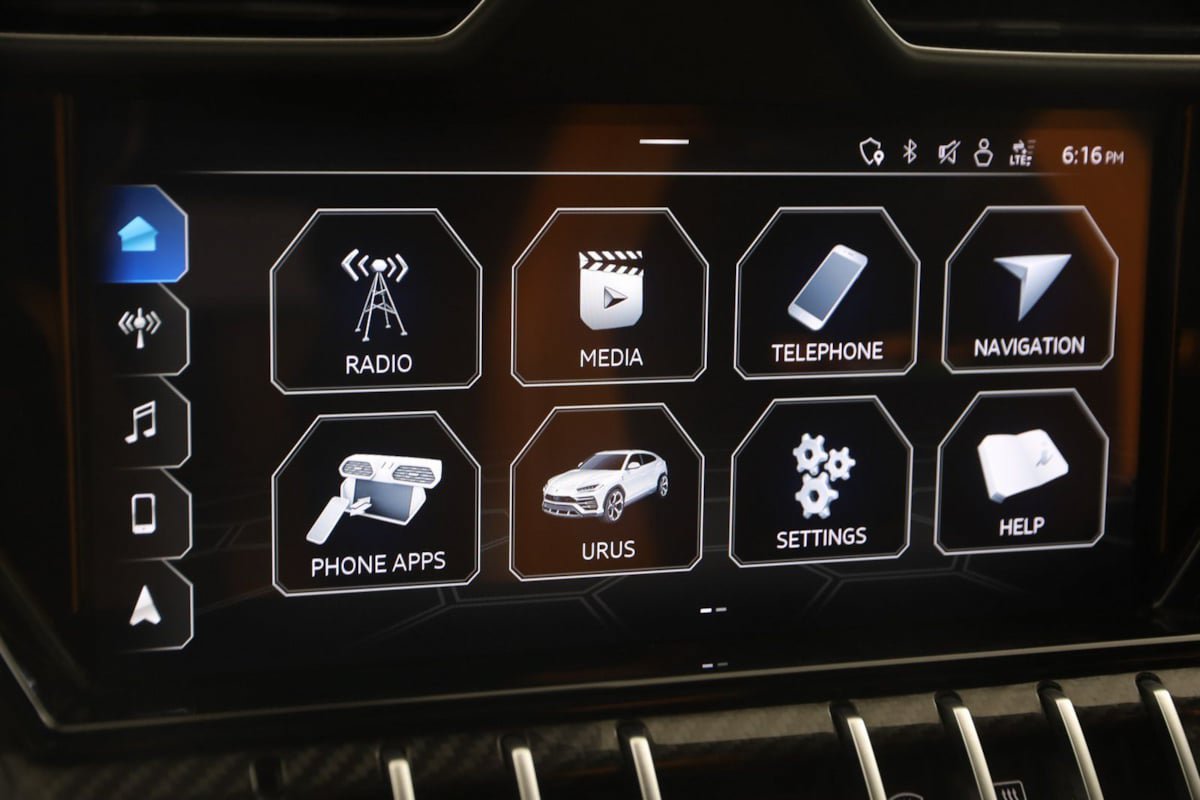 Used 2021 Lamborghini Urus AWD/4WD image 52
