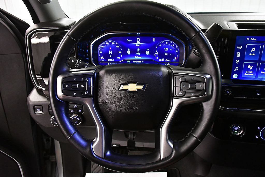 Used 2023 Chevrolet Silverado 1500 LT AWD/4WD image 19