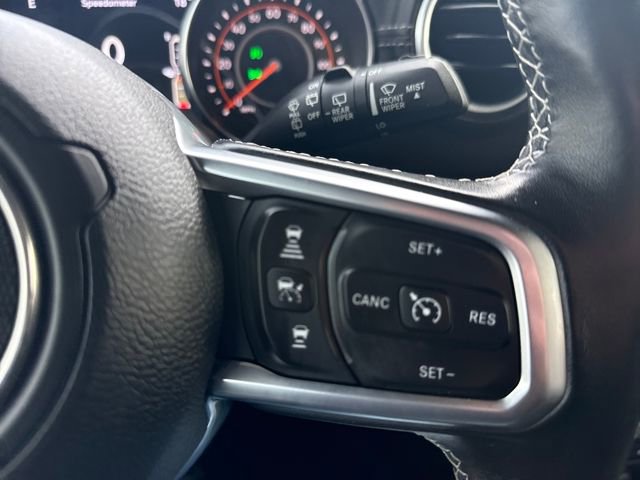 Used 2019 Jeep Wrangler Unlimited Sahara image 24