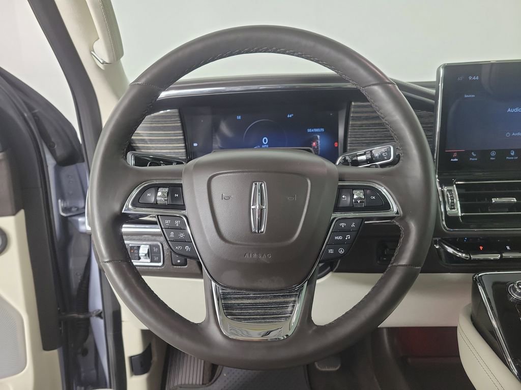 Used 2022 Lincoln Navigator Black Label image 19