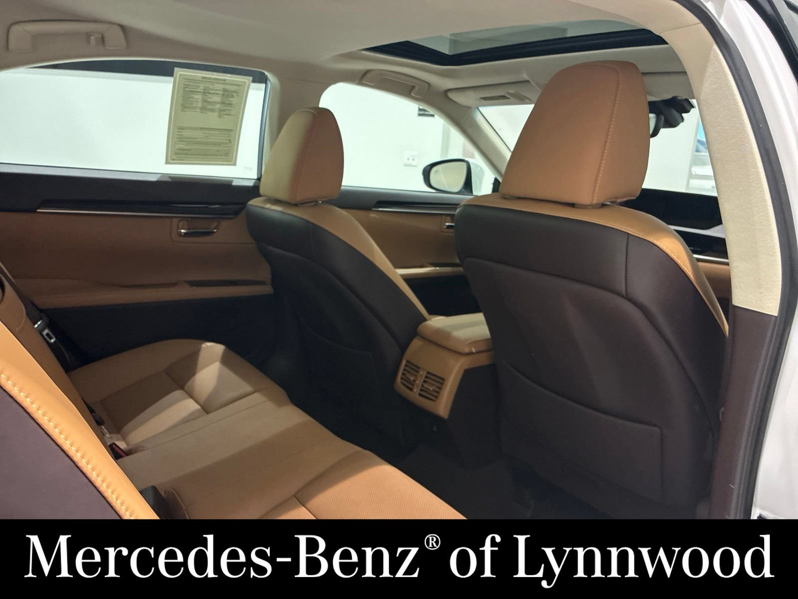 Used 2017 Lexus ES 350 w/ Premium Package FWD image 30