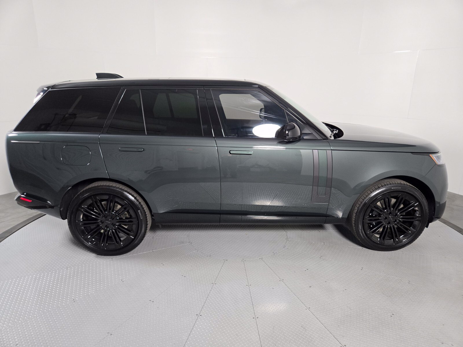 New 2026 Land Rover Range Rover SE AWD/4WD image 6