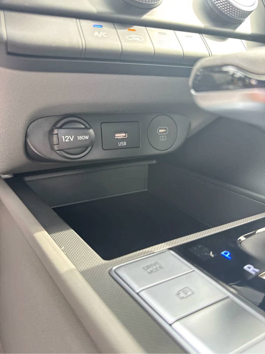 New 2026 Hyundai Elantra SE FWD image 30