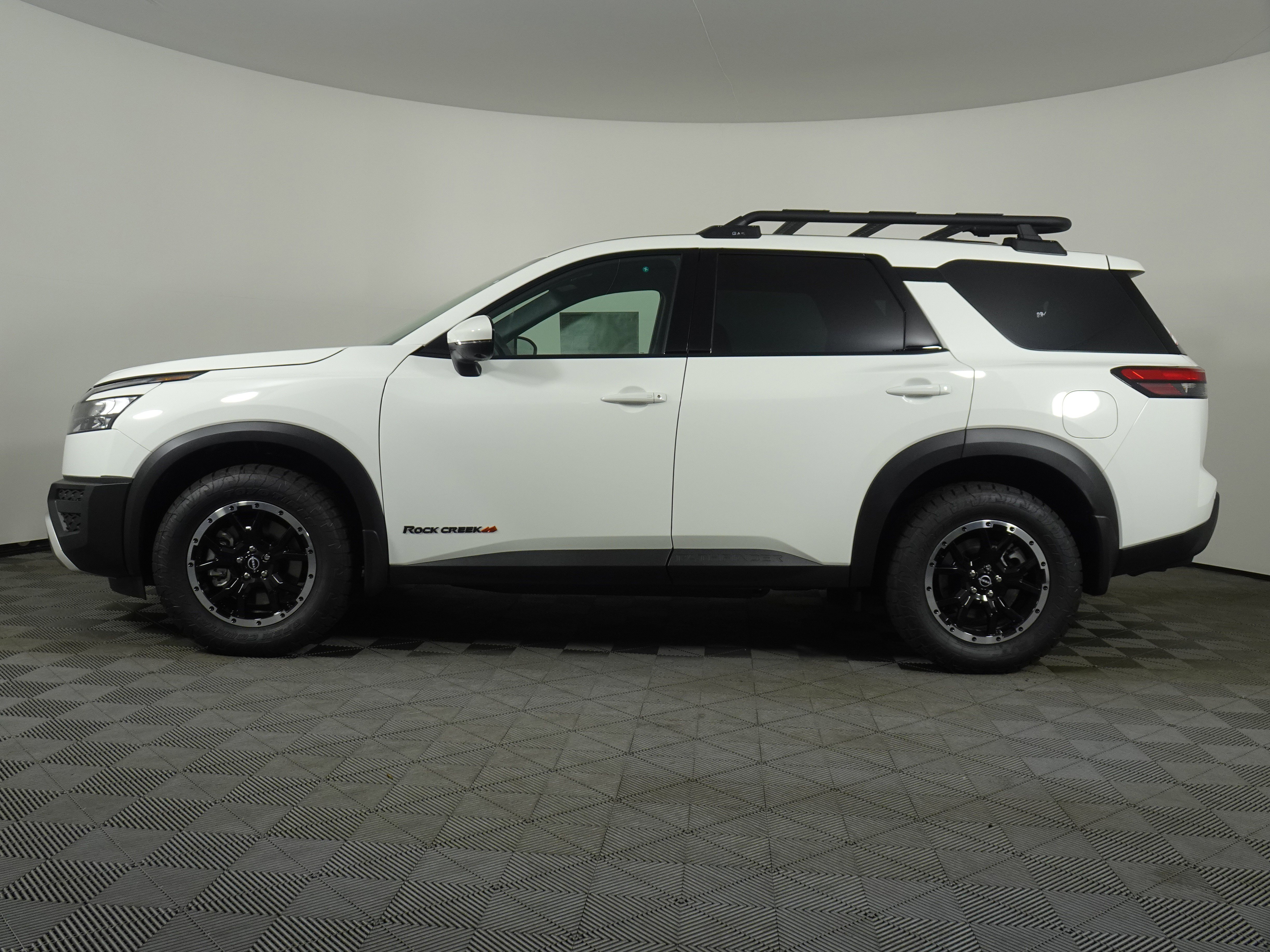 New 2025 Nissan Pathfinder Rock Creek image 15