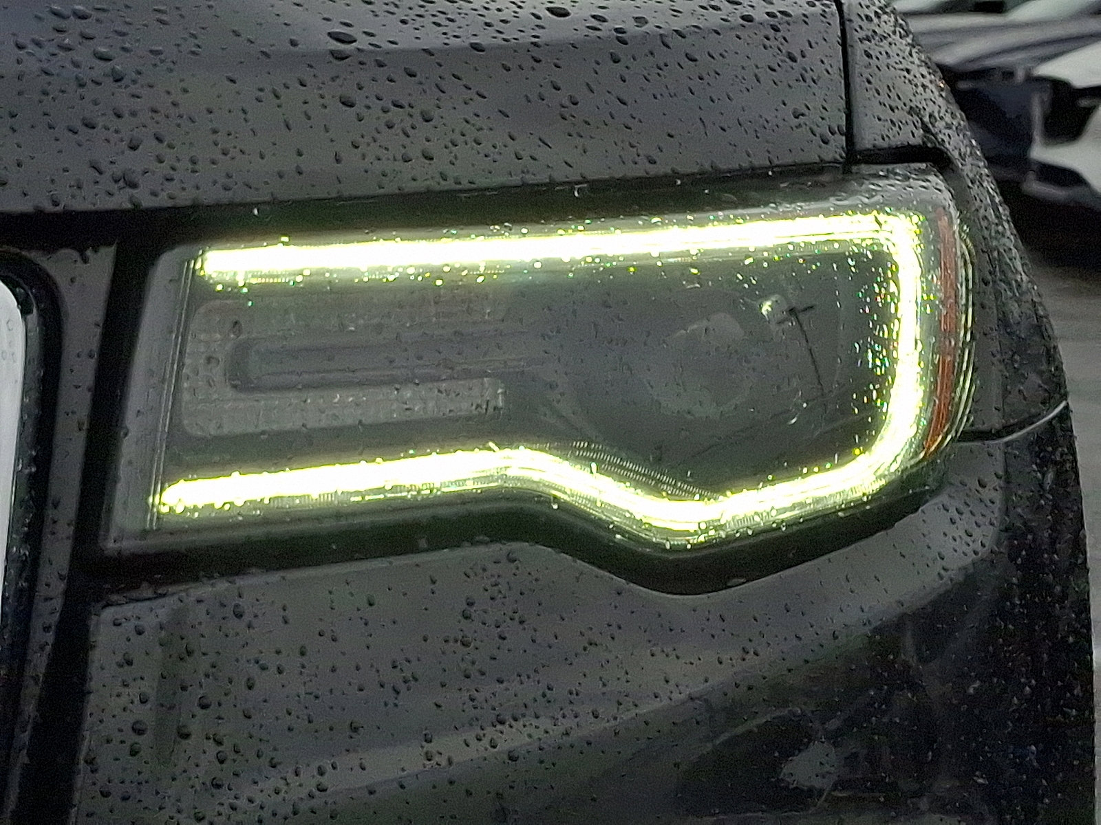 Used 2019 Jeep Grand Cherokee Limited w/ Luxury Group II image 11