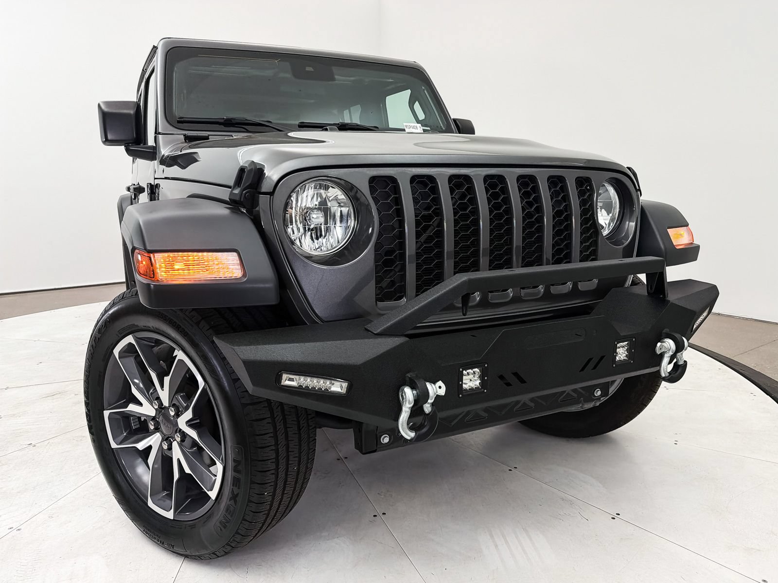 Used 2024 Jeep Wrangler Unlimited Sport AWD/4WD image 2