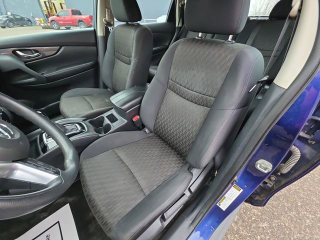 Certified 2017 Nissan Rogue S image 11