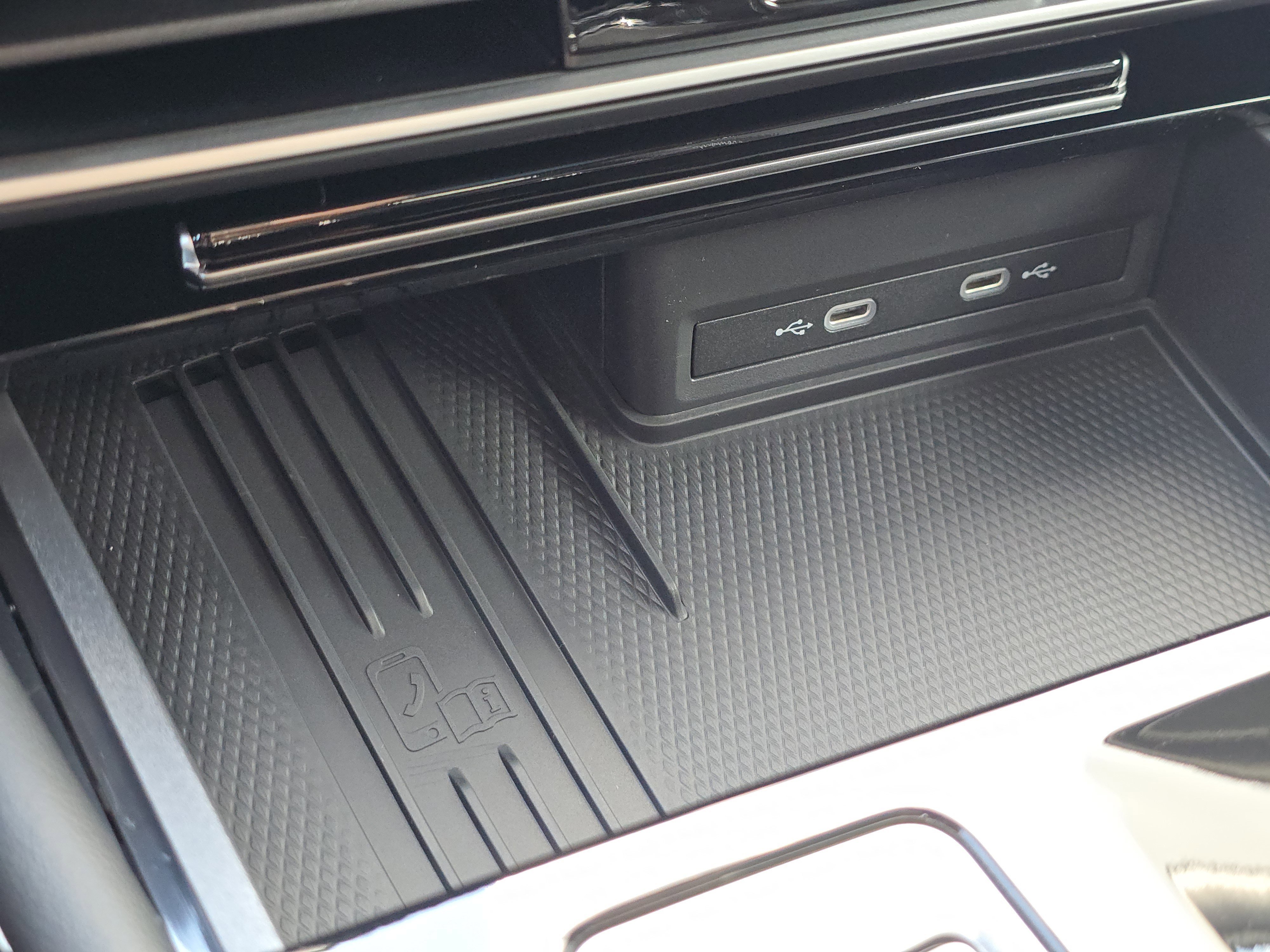 New 2026 Volkswagen Atlas SEL Premium R-Line image 27