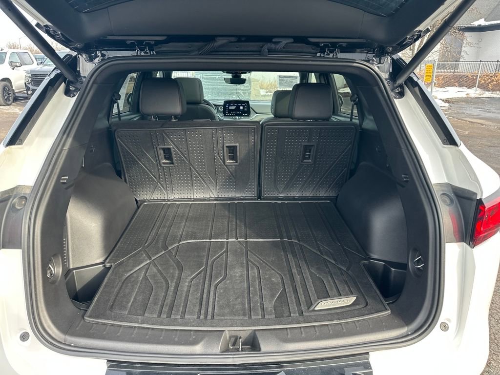 Used 2023 Chevrolet Blazer RS w/ Driver Confidence II Package image 42