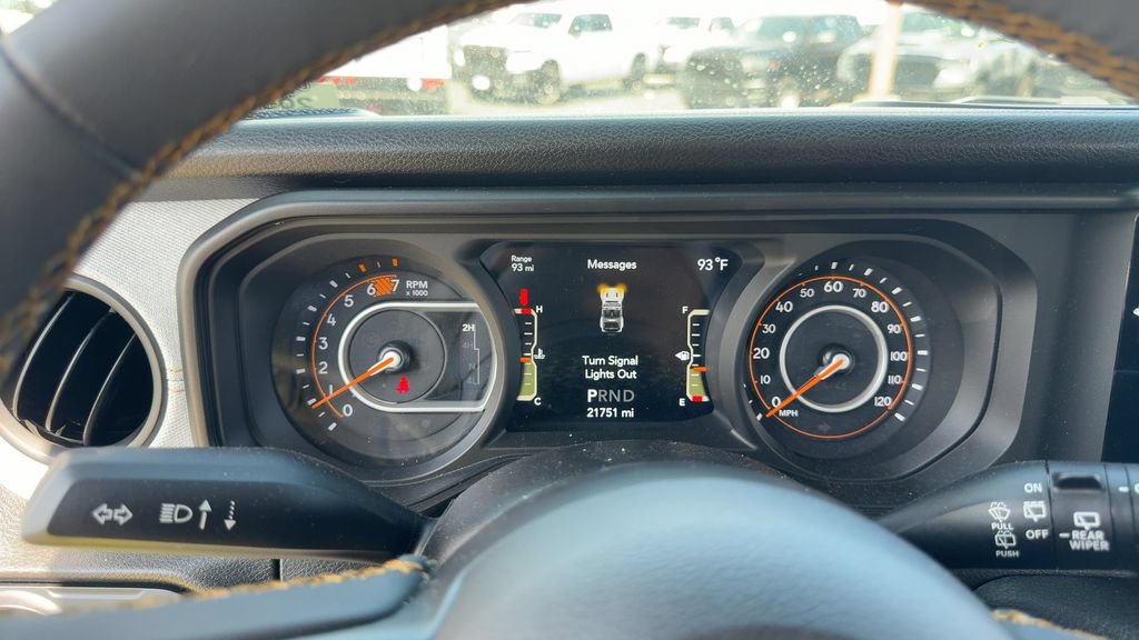 Used 2024 Jeep Wrangler Unlimited Sport AWD/4WD image 16