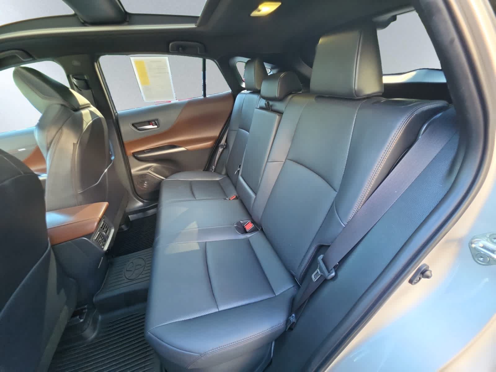 Used 2024 Toyota Venza Limited AWD/4WD image 19