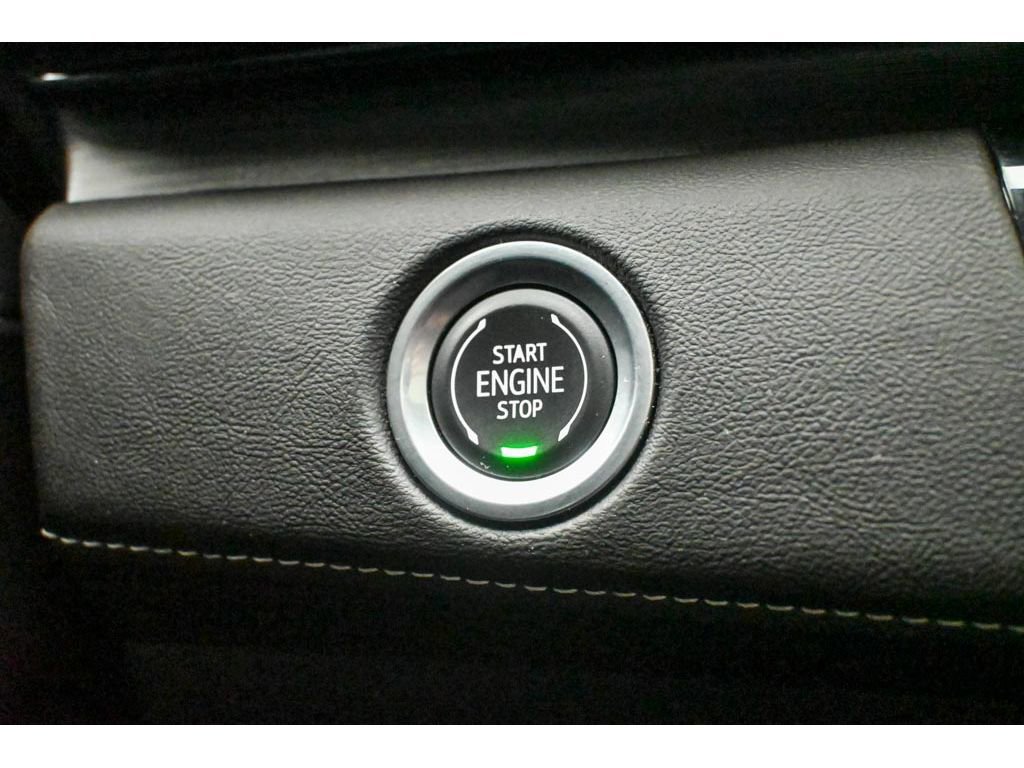 Certified 2024 Cadillac Escalade Sport w/ LPO, ONYX Package image 49