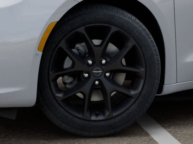 New 2026 Chrysler Pacifica Select w/ S Appearance Package AWD/4WD image 8