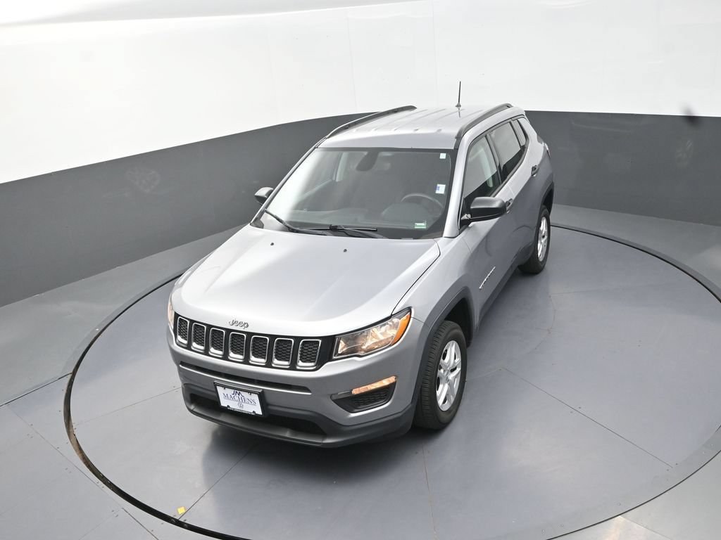 Used 2018 Jeep Compass Sport AWD/4WD image 16