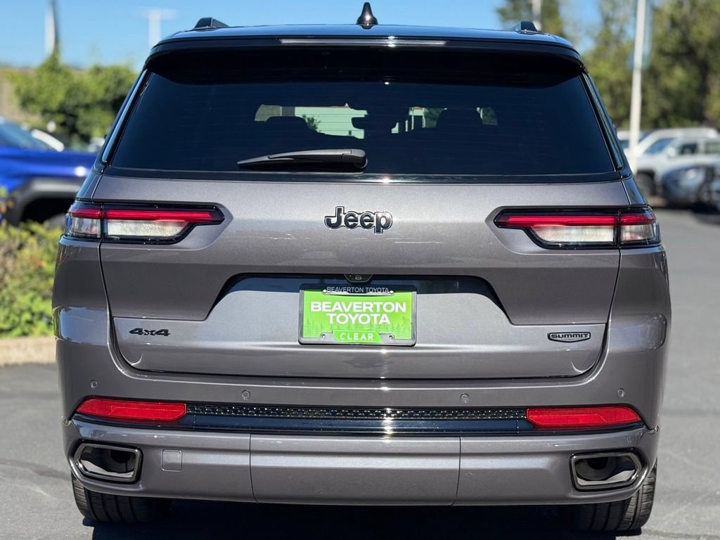 Used 2025 Jeep Grand Cherokee L Summit w/ Obsidian Package AWD/4WD image 4