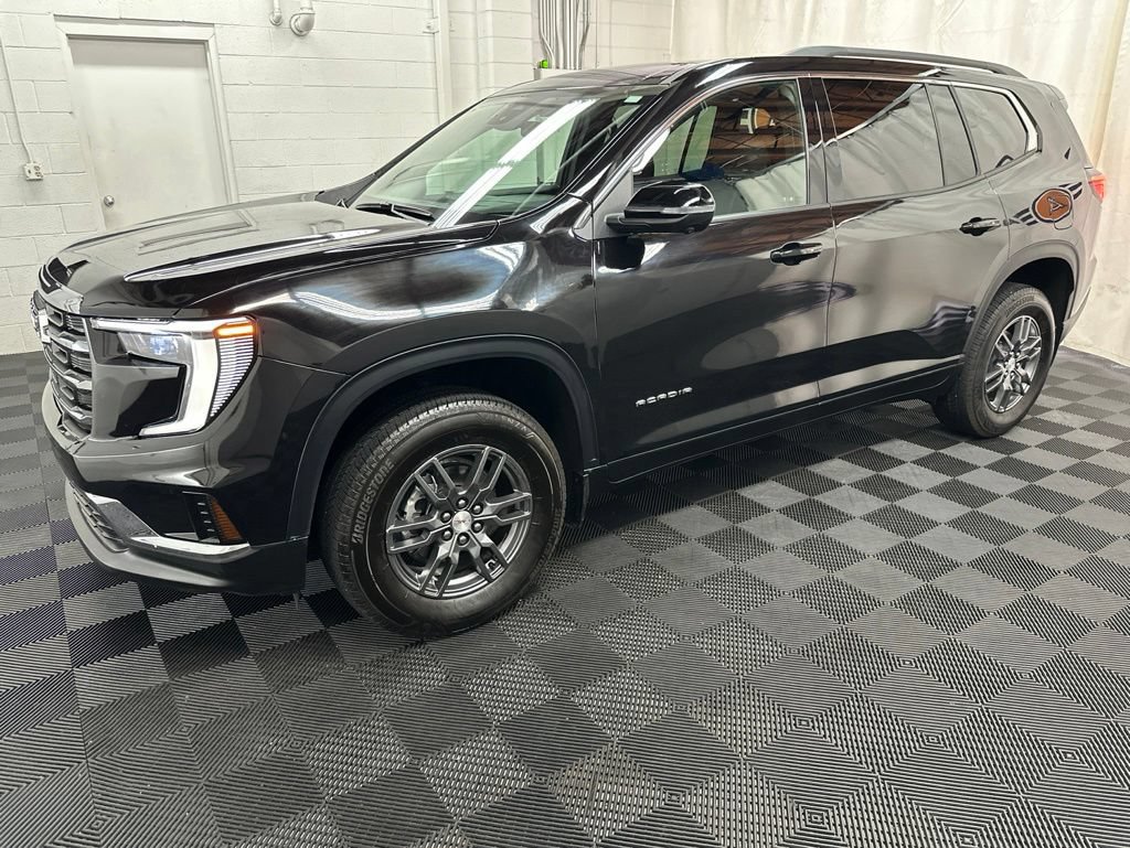 Used 2025 GMC Acadia Elevation AWD/4WD image 5