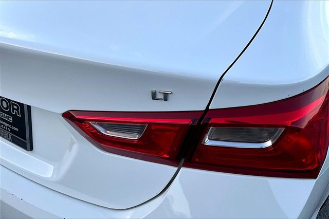 Used 2023 Chevrolet Malibu LT image 24