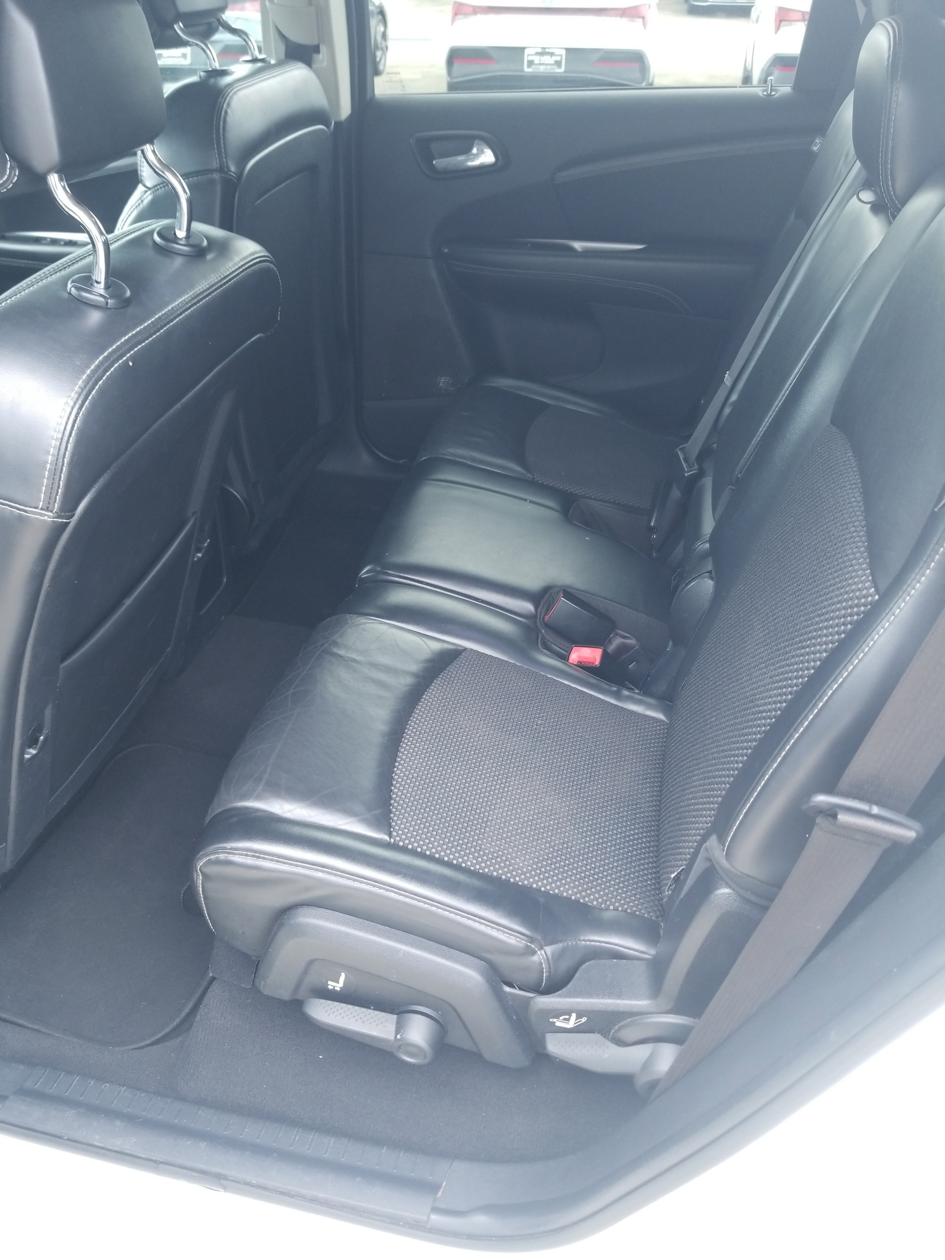 Used 2015 Dodge Journey Crossroad w/ Flexible Seating Group FWD image 14