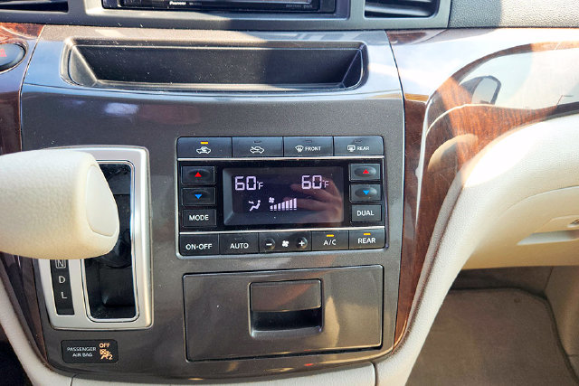 Used 2013 Nissan Quest SV w/ Value Cargo Pkg FWD image 12