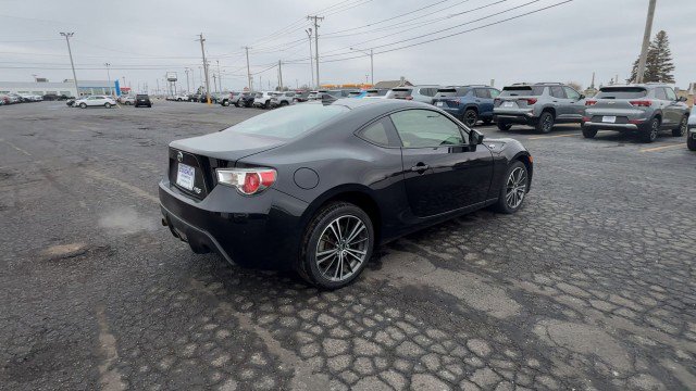 Used 2015 Scion FR-S image 8