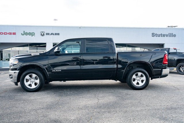 Used 2025 RAM 1500 Big Horn AWD/4WD image 2