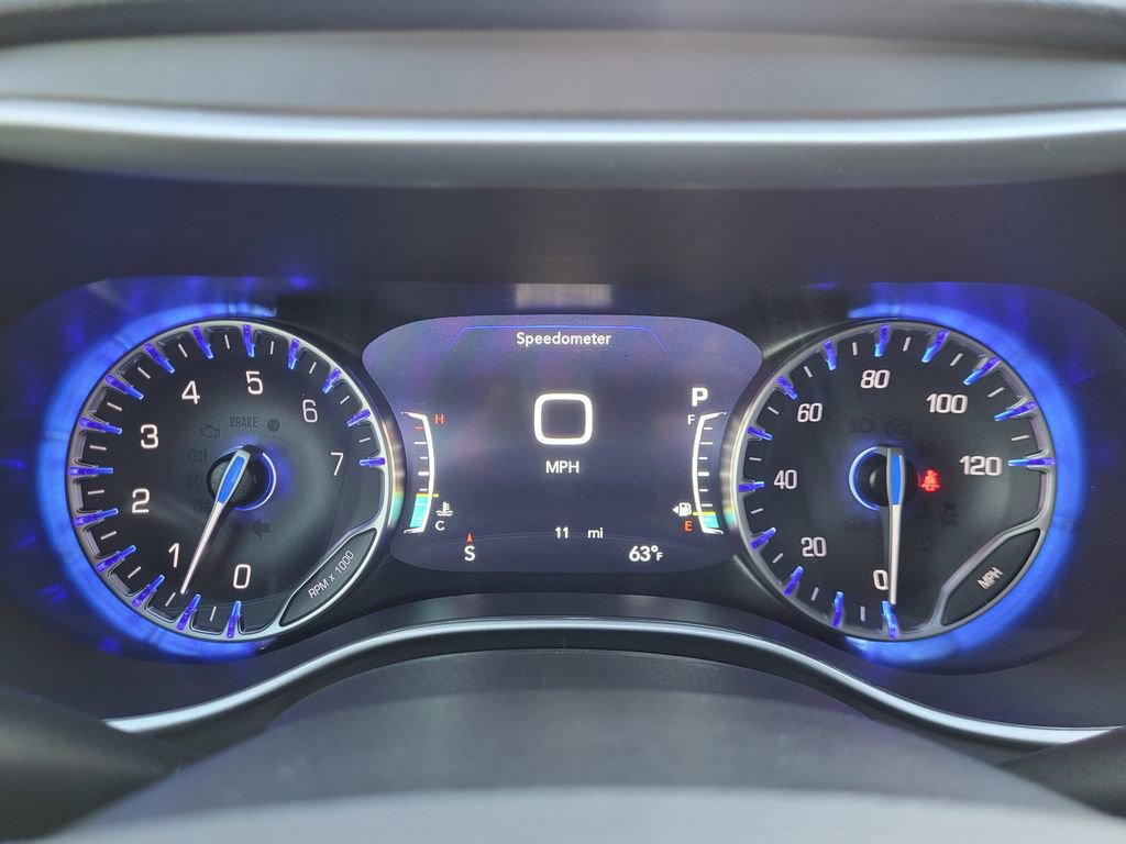 New 2026 Chrysler Pacifica Select w/ S Appearance Package image 16