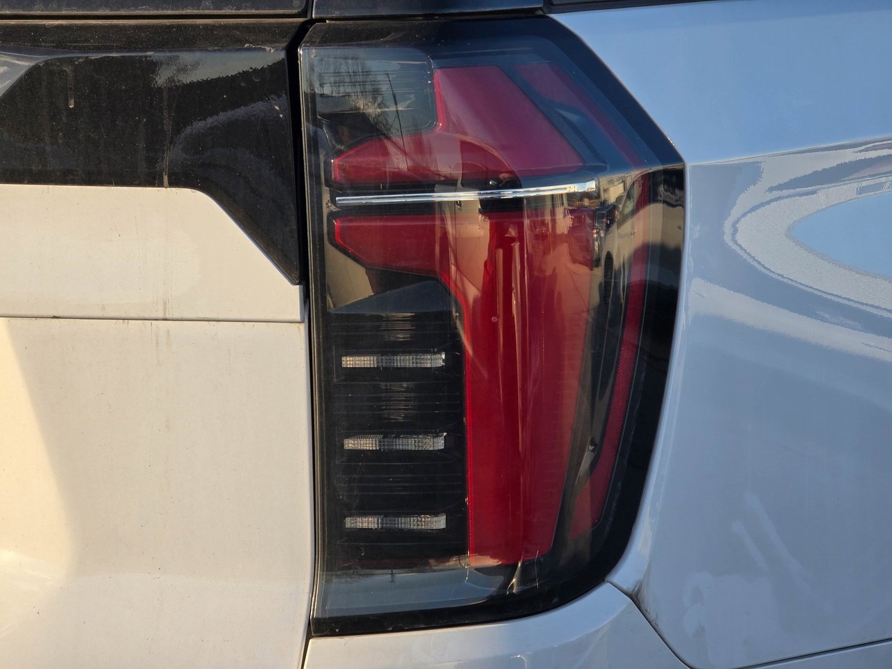 Used 2025 Chevrolet Tahoe LS image 7