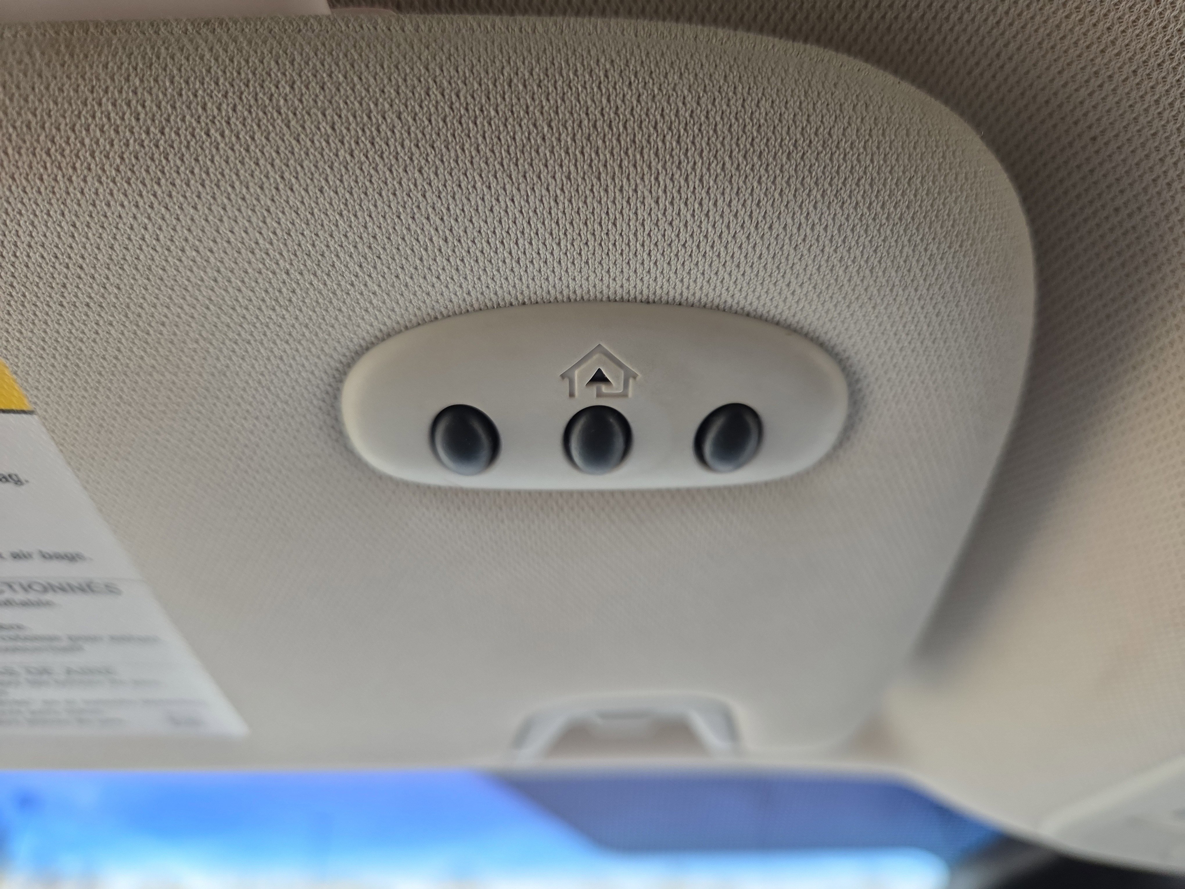 Used 2020 Ford Edge Titanium image 17