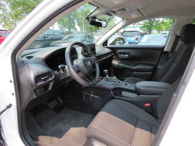 Certified 2023 Honda HR-V LX image 2