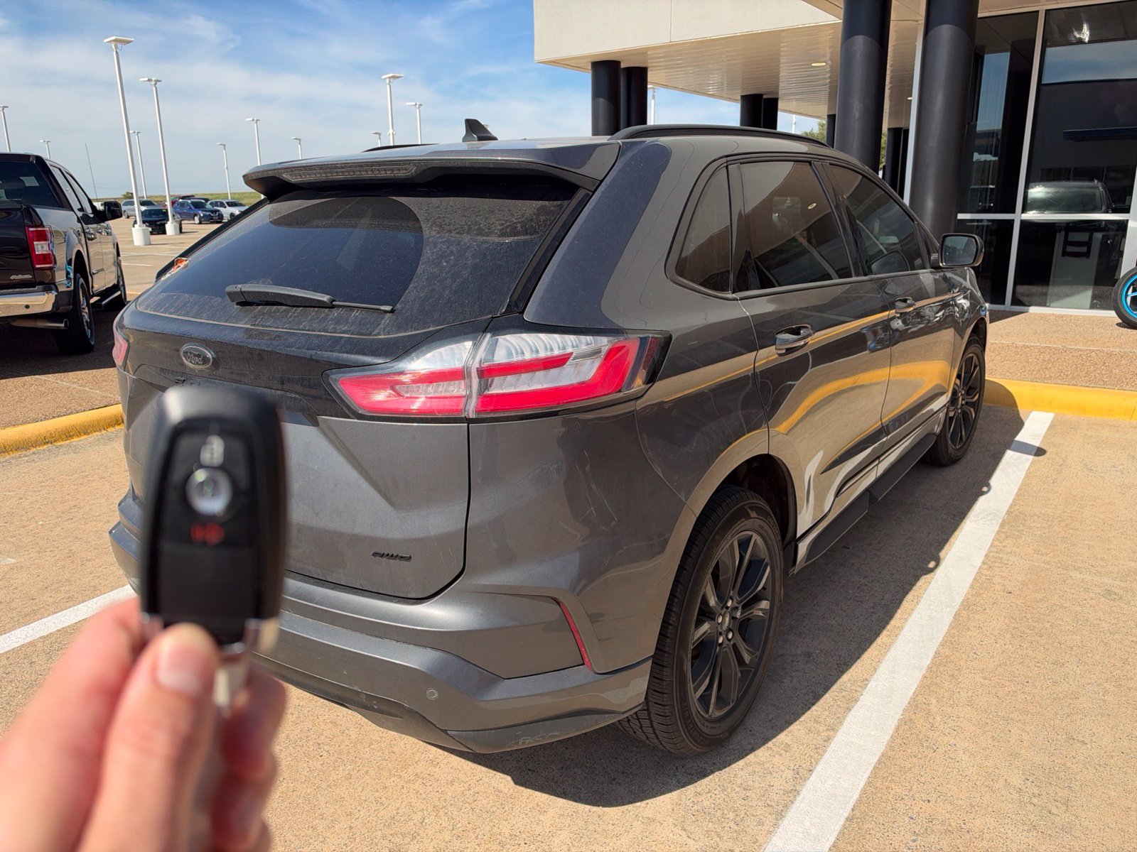 Used 2022 Ford Edge SE w/ Black Appearance Package AWD/4WD image 7