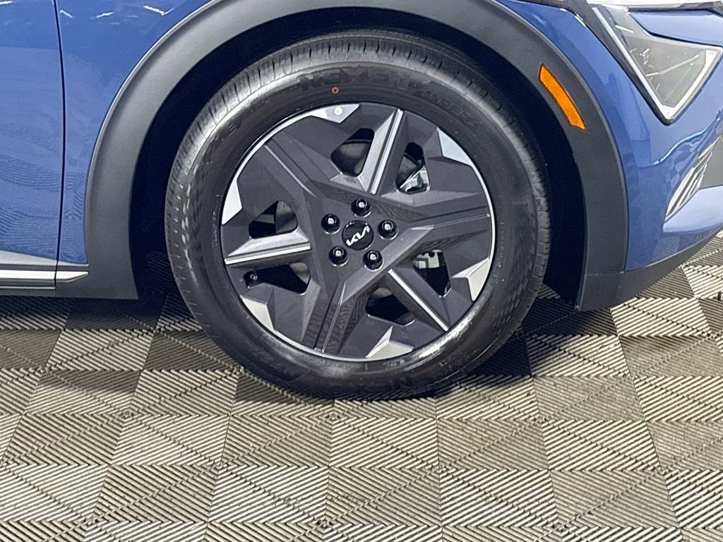 New 2025 Kia EV6 Light image 24