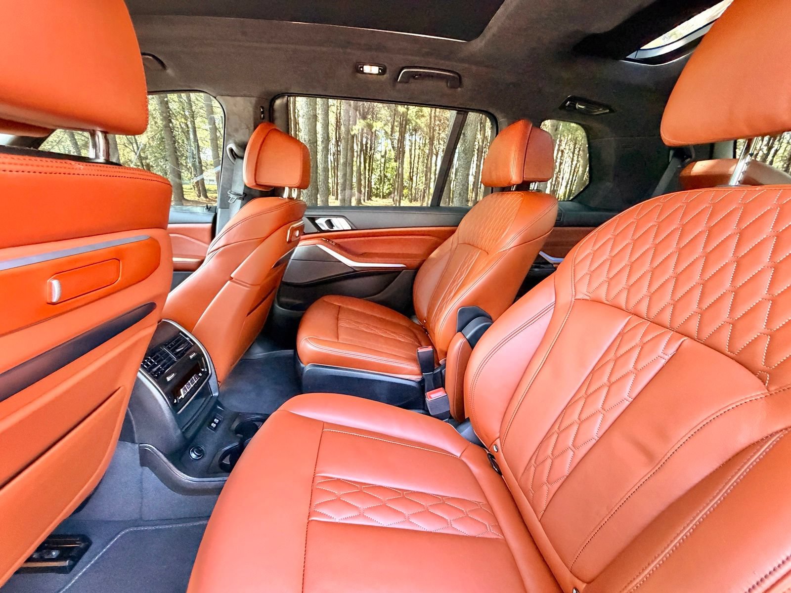 Certified 2023 BMW X7 xDrive40i w/ Executive Package AWD/4WD image 14