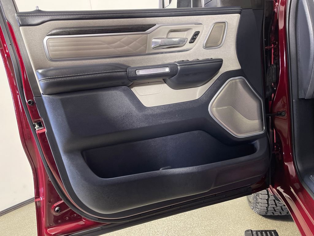 Used 2022 RAM 1500 Limited AWD/4WD image 17
