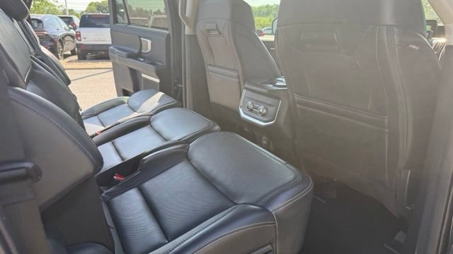 Used 2025 Ford Expedition Max Platinum AWD/4WD image 33