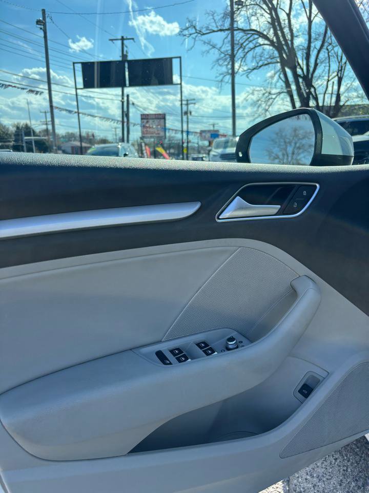 Used 2016 Audi A3 2.0T Premium image 9