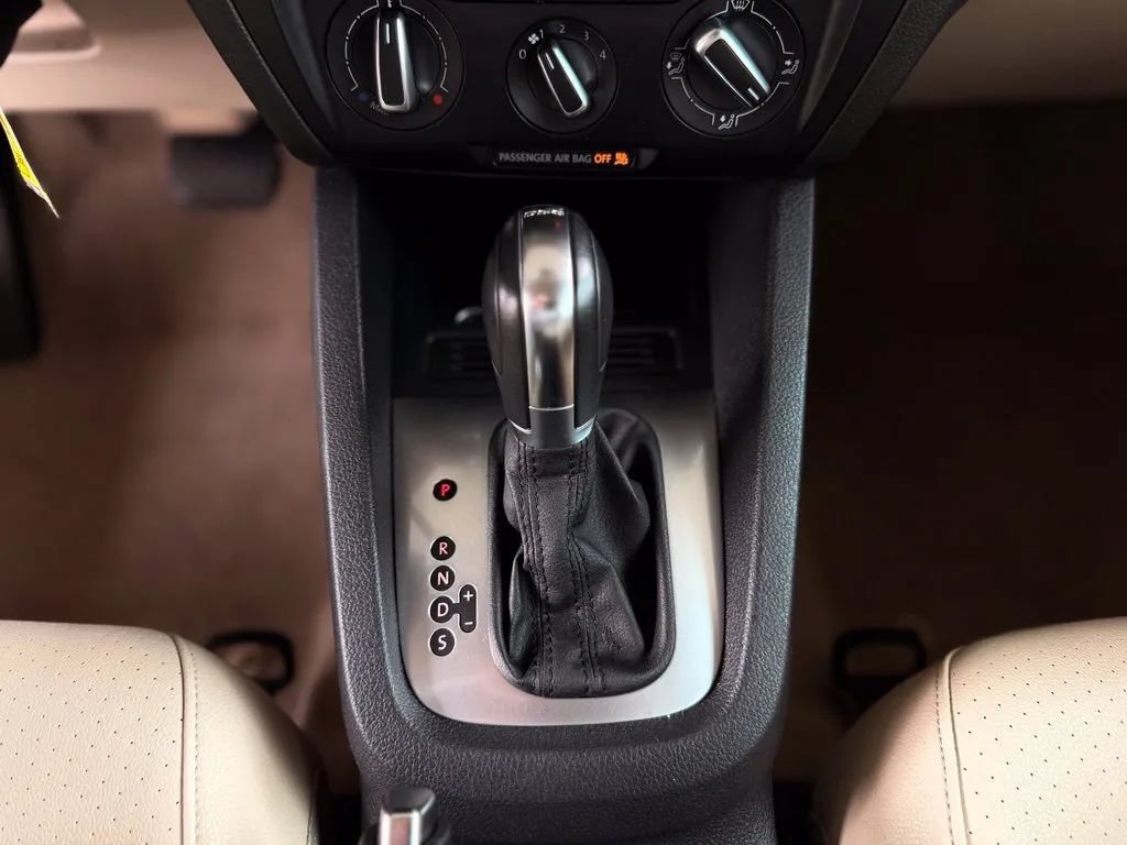 Used 2014 Volkswagen Jetta TDI FWD image 43
