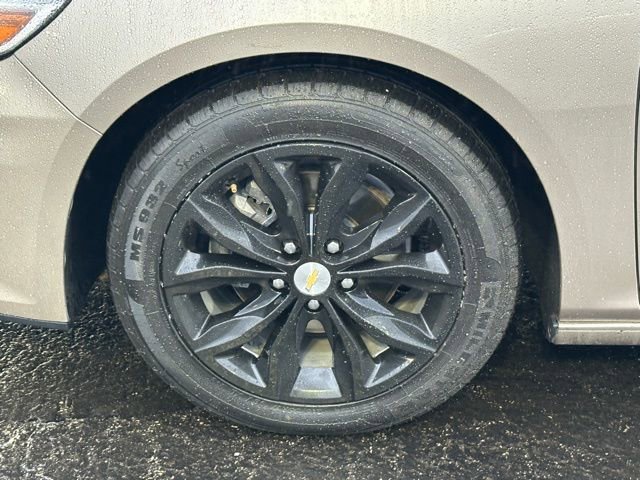 Used 2023 Chevrolet Malibu LT w/ Driver Confidence Package FWD image 10