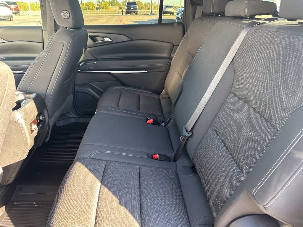 Used 2024 Chevrolet Traverse LS w/ Midnight/Sport Edition FWD image 8