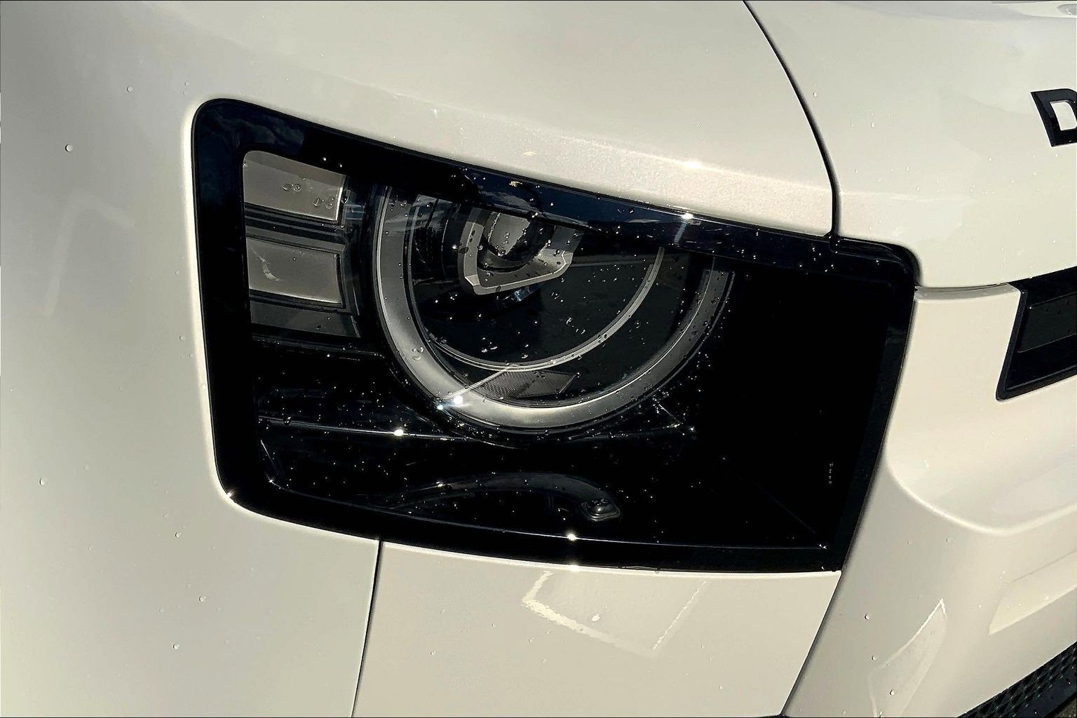 New 2026 Land Rover Defender 110 S image 13